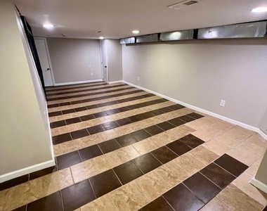 3904 Aspen Street - Photo Thumbnail 11