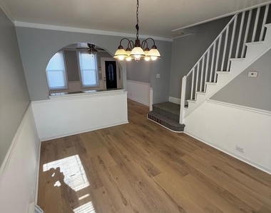 2140 E Ann Street - Photo Thumbnail 10