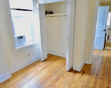 3690 Eveline Street - Photo Thumbnail 13