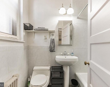 250 S 13th Street - Photo Thumbnail 12