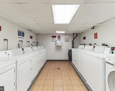 250 S 13th Street - Photo Thumbnail 19