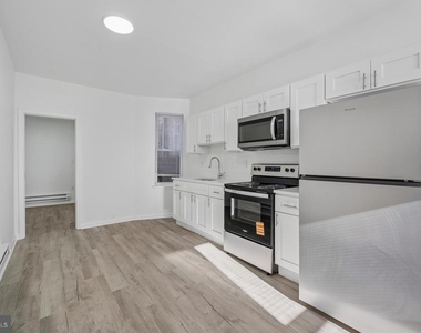 2964 N Taylor Street - Photo Thumbnail 1