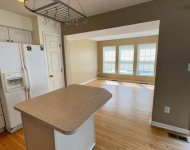 202 Fox Trail - Photo Thumbnail 16