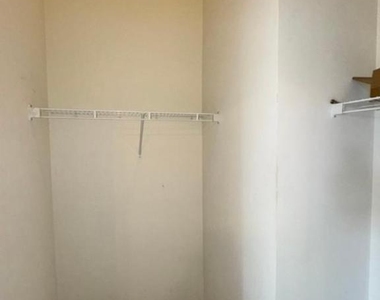 202 Fox Trail - Photo Thumbnail 28