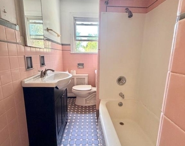 23 Carlton Avenue - Photo Thumbnail 5