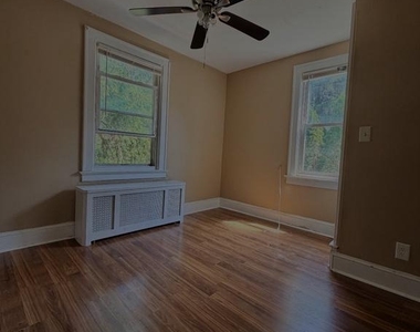 23 Carlton Avenue - Photo Thumbnail 1