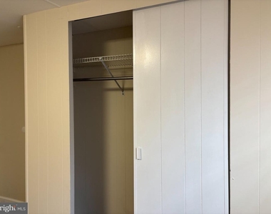 601 Sherwood Place - Photo Thumbnail 37