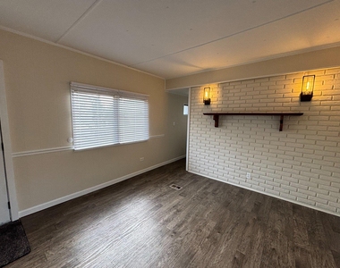 601 Sherwood Place - Photo Thumbnail 24