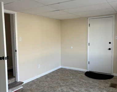 601 Sherwood Place - Photo Thumbnail 42