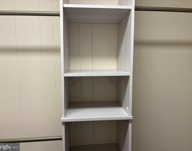 601 Sherwood Place - Photo Thumbnail 48