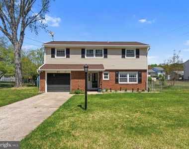 411 Chapel Ave E - Photo Thumbnail 28