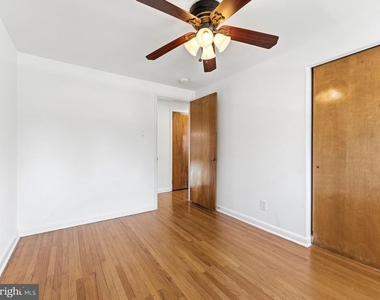 411 Chapel Ave E - Photo Thumbnail 17