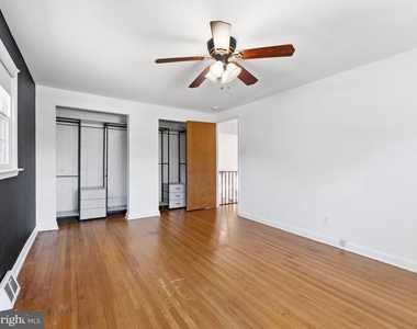 411 Chapel Ave E - Photo Thumbnail 15