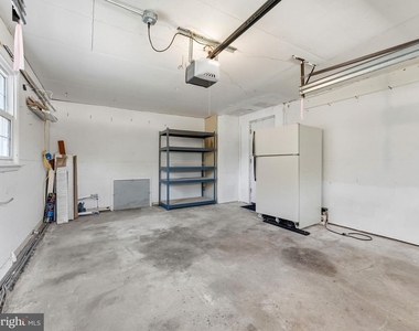 411 Chapel Ave E - Photo Thumbnail 24