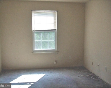 1109 Huntingdon Mews - Photo Thumbnail 8