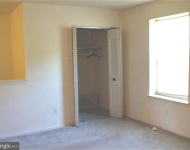 1109 Huntingdon Mews - Photo Thumbnail 6