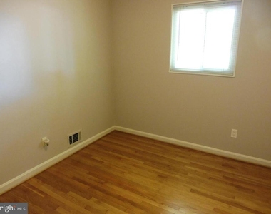 11501 Monongahela Drive - Photo Thumbnail 8