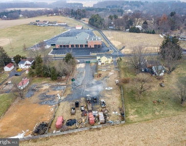 3868 Sykesville Road - Photo Thumbnail 2