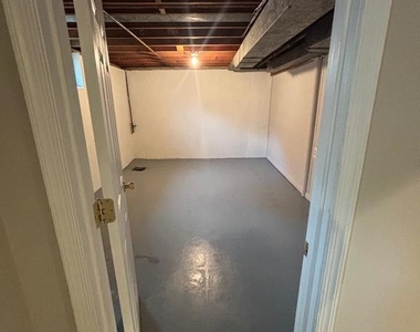 120 Northwood Drive - Photo Thumbnail 17