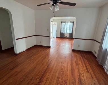120 Northwood Drive - Photo Thumbnail 10