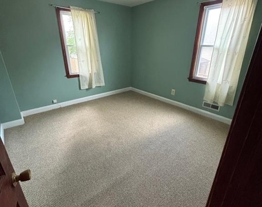 120 Northwood Drive - Photo Thumbnail 13