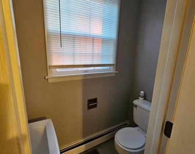 3616 Clifmar Road - Photo Thumbnail 15