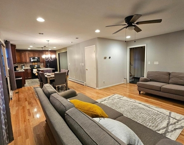 3616 Clifmar Road - Photo Thumbnail 4