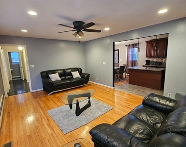 3616 Clifmar Road - Photo Thumbnail 11