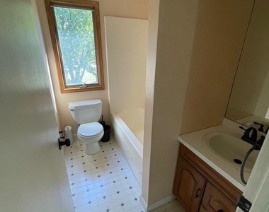 8309 Richardson Nursery Road - Photo Thumbnail 9