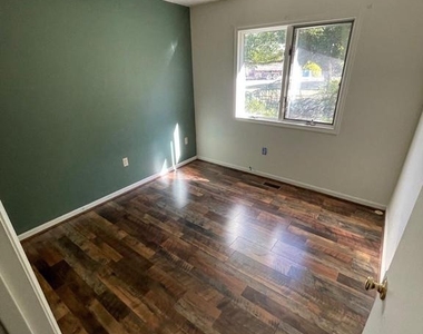 8309 Richardson Nursery Road - Photo Thumbnail 11