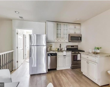 1720 H Street Ne - Photo Thumbnail 4