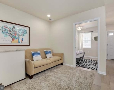 1720 H Street Ne - Photo Thumbnail 16