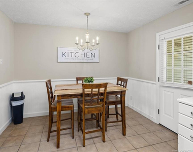 421 Cityview Lane - Photo Thumbnail 14