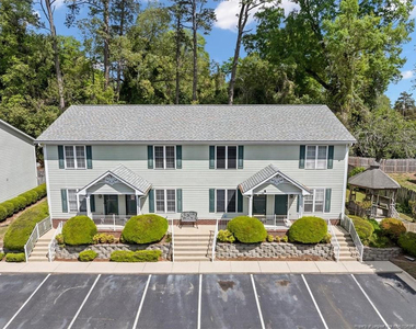 421 Cityview Lane - Photo Thumbnail 5