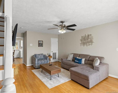 421 Cityview Lane - Photo Thumbnail 11