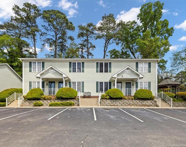 421 Cityview Lane - Photo Thumbnail 4