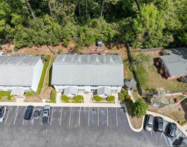 421 Cityview Lane - Photo Thumbnail 6