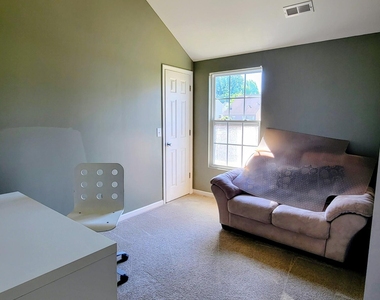 3742 Horseshoe Farm Street - Photo Thumbnail 13