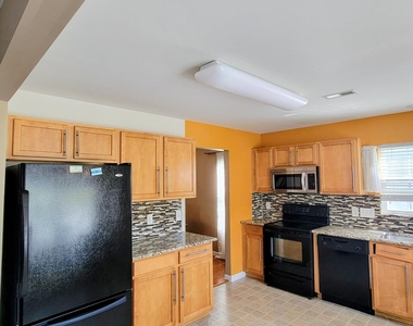 3742 Horseshoe Farm Street - Photo Thumbnail 3