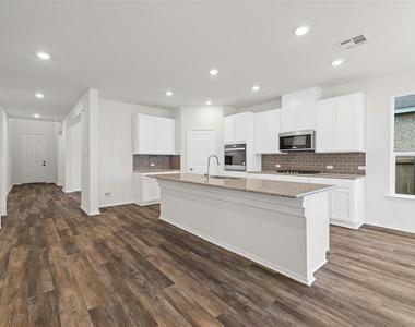 3643 Sorriso Ln - Photo Thumbnail 7