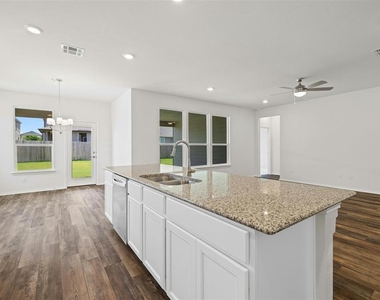 3643 Sorriso Ln - Photo Thumbnail 8