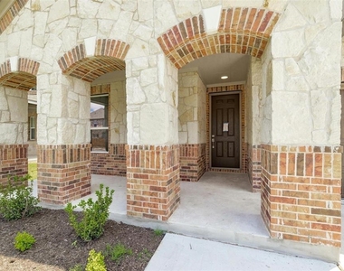 3643 Sorriso Ln - Photo Thumbnail 29