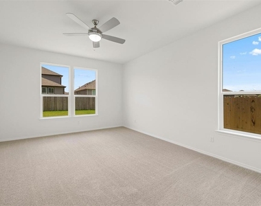 3643 Sorriso Ln - Photo Thumbnail 14