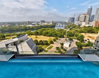 70 Rainey St - Photo Thumbnail 22