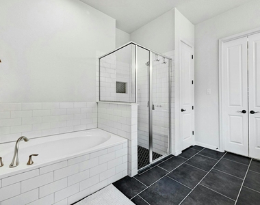 204 Belford St - Photo Thumbnail 10