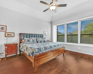 204 Belford St - Photo Thumbnail 8