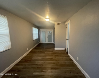 1834 Meharry Avenue - Photo Thumbnail 15