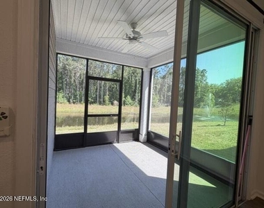 915 Cedar Slough Drive - Photo Thumbnail 11