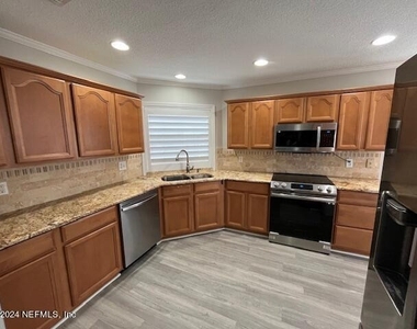 113 Willow Pond Lane - Photo Thumbnail 4