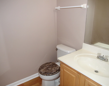 2226 Daybreak Drive - Photo Thumbnail 12